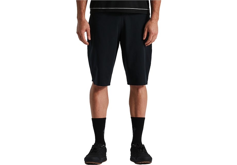 2021 SPECIALIZED TRAIL 3XDRY SHORT MEN - 40, BLACK