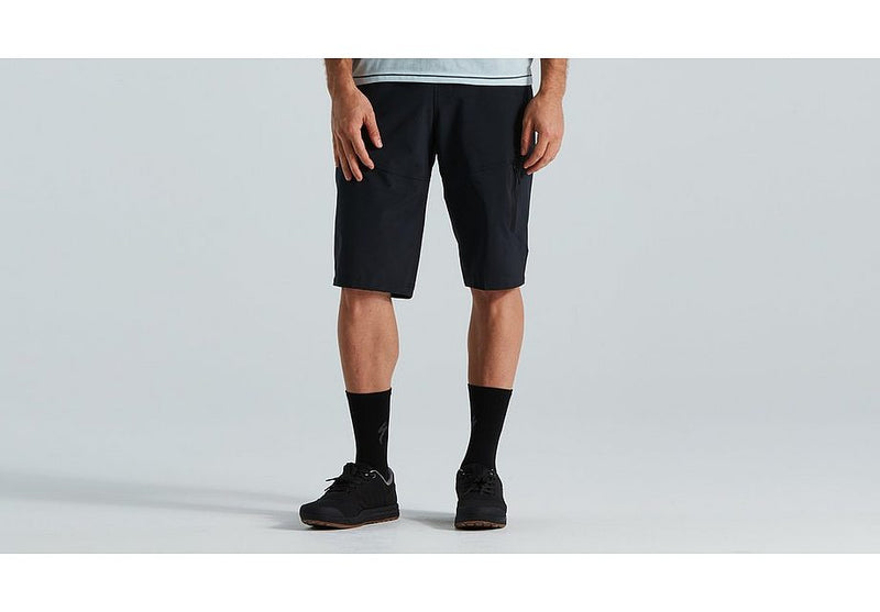 SPECIALIZED TRAIL CARGO SHORT MEN BLACK 28