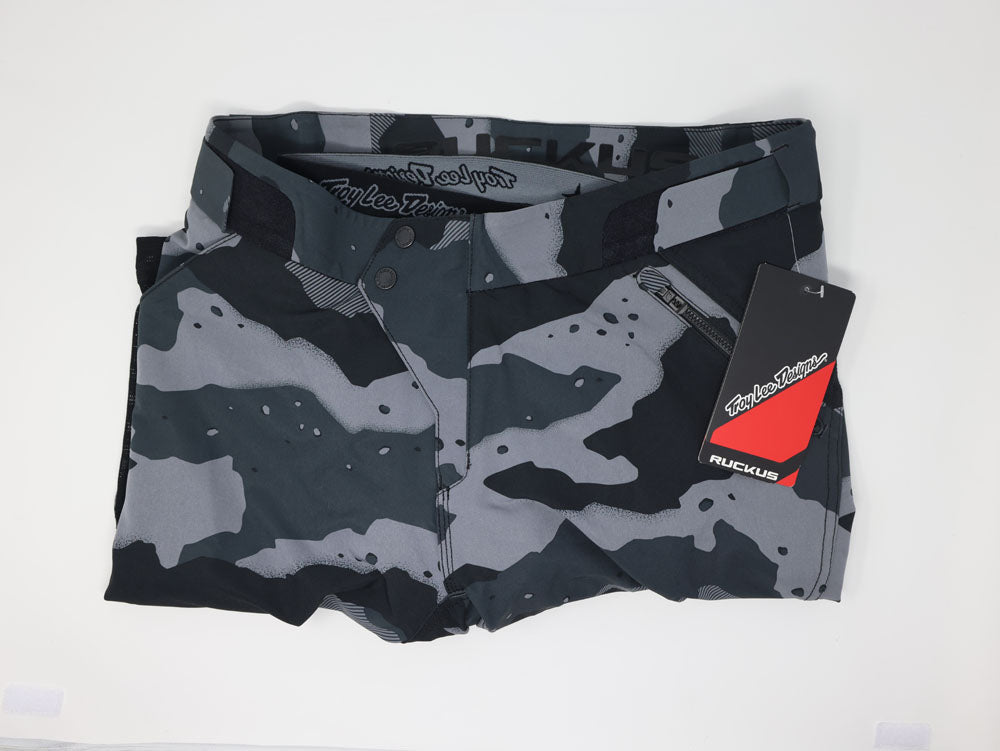 TROY LEE RUCKUS SHORT; CAMO GRAY 32