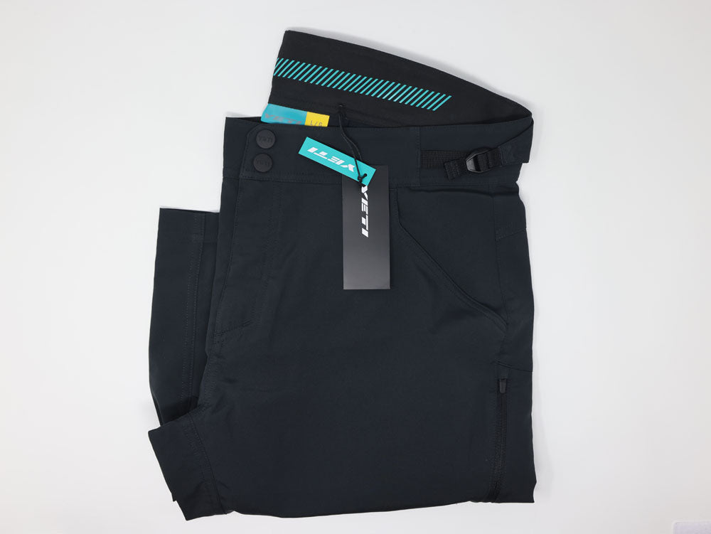 YETI FREELAND SHORT BLACK - LG