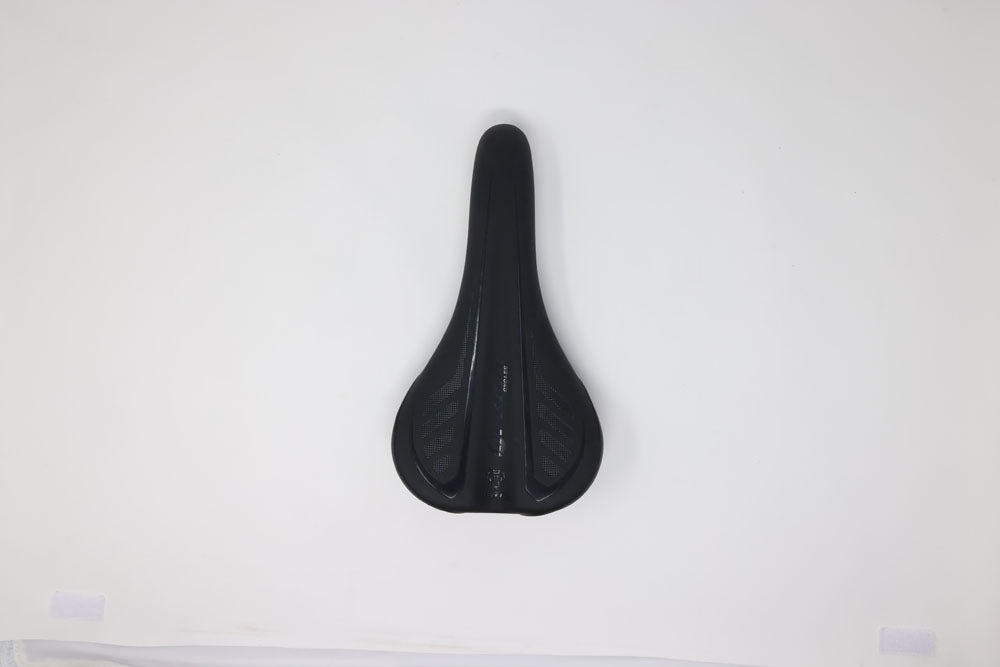 PIVOT CYCLES SADDLE