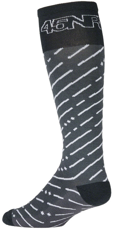 45NRTH Snow Band Midweight Knee High Wool Sock - Dark Gray/Dark Blue Medium