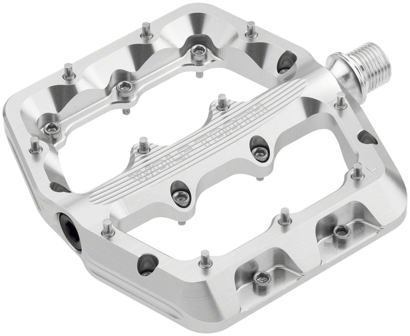 Wolf Tooth Waveform Pedals - Silver, Small