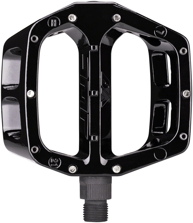 DMR V8 Classic DU Pedals - Platform, Aluminum, 9/16", Black