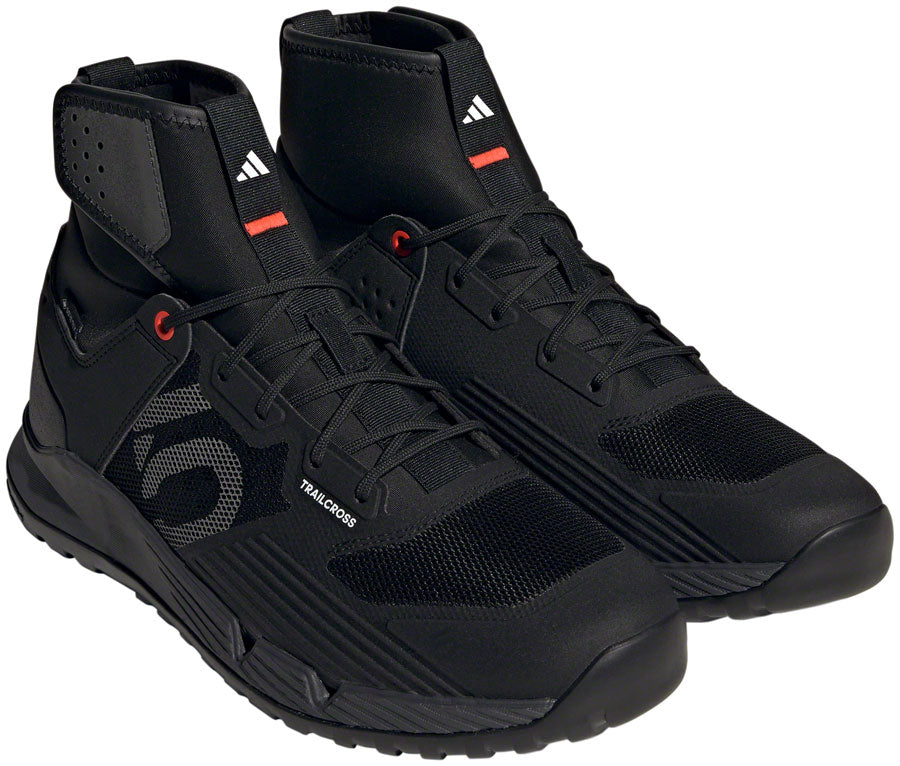 Five Ten Trailcross GTX Flat Shoes - Men's, Core Black/Gray Three/Solar Red, 12