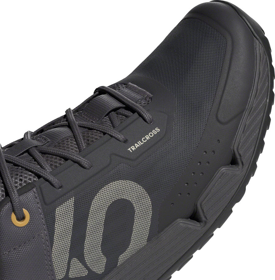 Trailcross LT Shoes - Mens Charcoal/Putty Gray/Oat